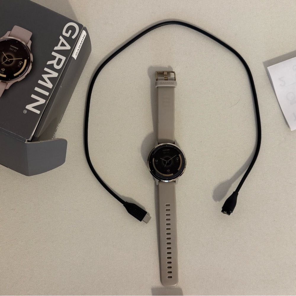 Garmin Taupe Smartwatch with tan/taupe Band